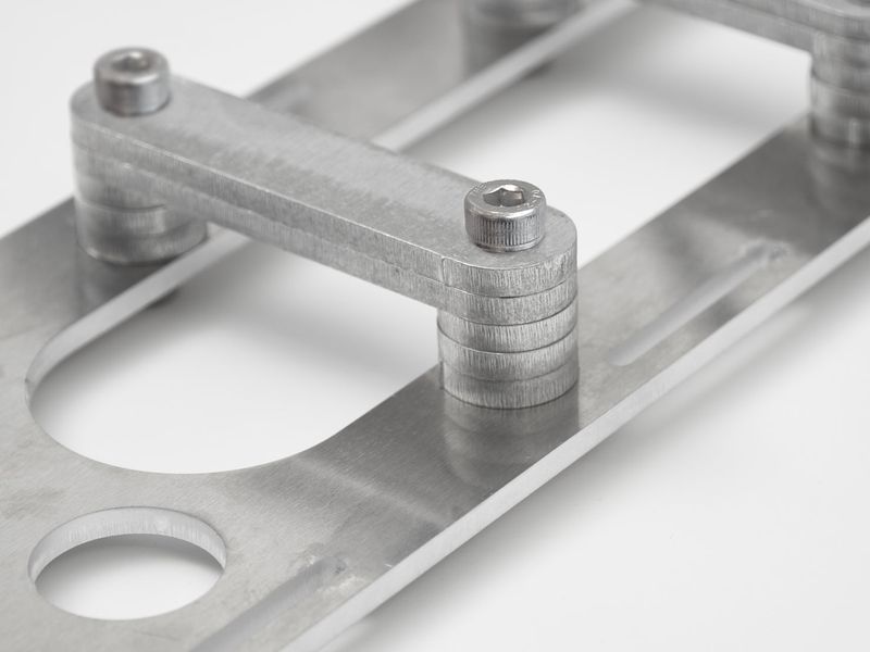 OMNIUM Thule Yepp Maxi Bracket Cargo & Mini-Max